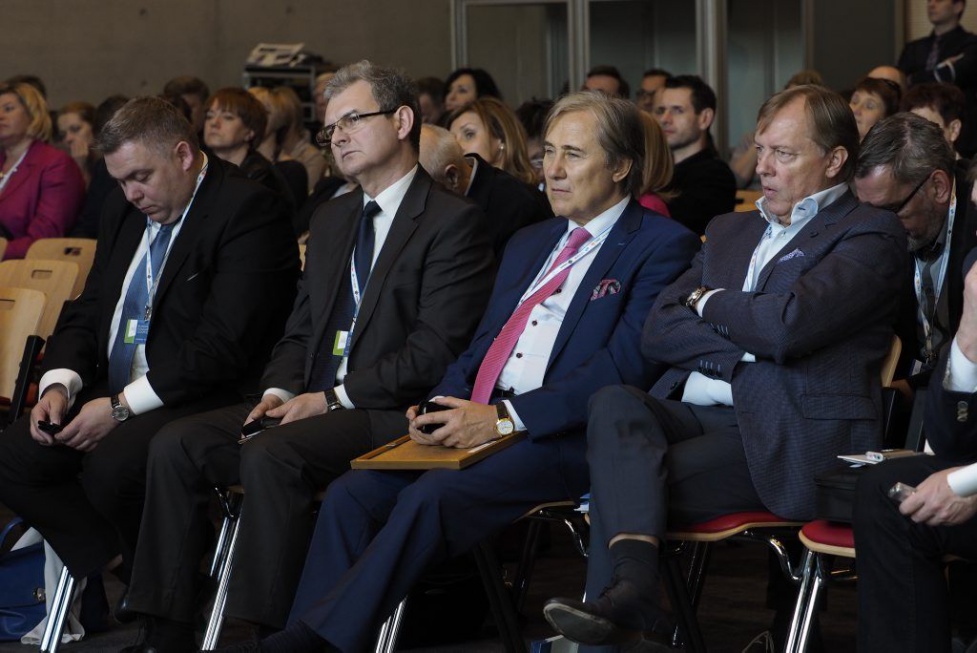 Sesja Demografia, zdrowie, gospodarka. Dlaczego starość ma przyszłość? na VII Europejskim Kongresie Gospodarczym w Katowicach Fot. EEC2015/TJ EEC 2015: starzejemy się coraz szybciej - politycy muszą o tym pamiętać