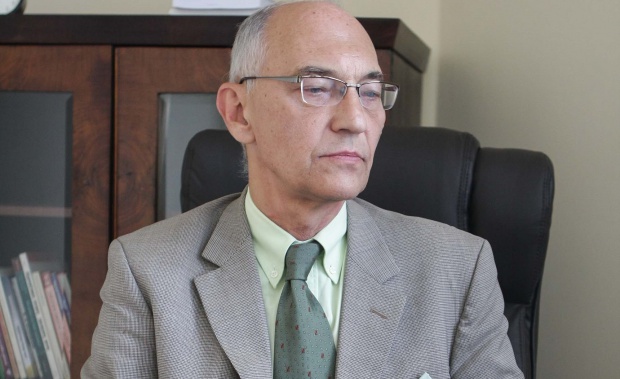 Na zdj. prof. Tadeusz Parnowski, prezes Polskiego Towarzystwa Psychogeriatrycznego Polakom potrzebna jest instrukcja obsługi seniora