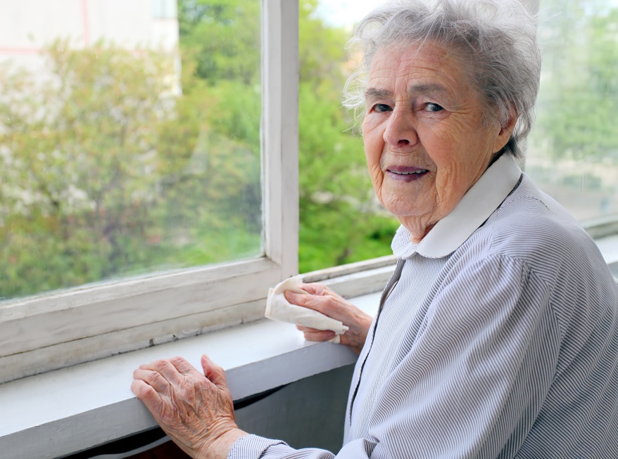 Prezydent obiecywał, że powoła m.in Centrum Aktywności Seniora. Fot. Shutterstock Co prezydent Starachowic obiecał seniorom?