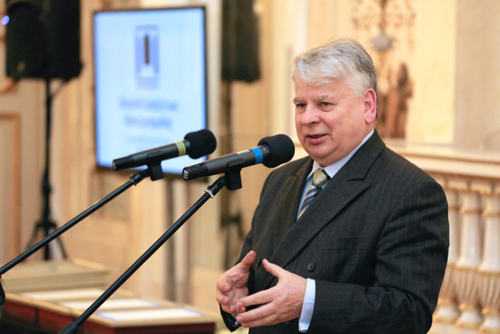 Senatorowie najprawdopodobniej odrzucą wniosek prezydenta o przeprowadzenie referendum 25 października. Fot. Senat RP/Flickr.com (CC BY-NC-ND 2.0) Borusewicz: cofnięcie reformy emerytalnej uderzy w finanse państwa