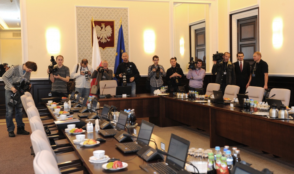 Rząd o darmowej pomocy prawnej i emeryturach pomostowych