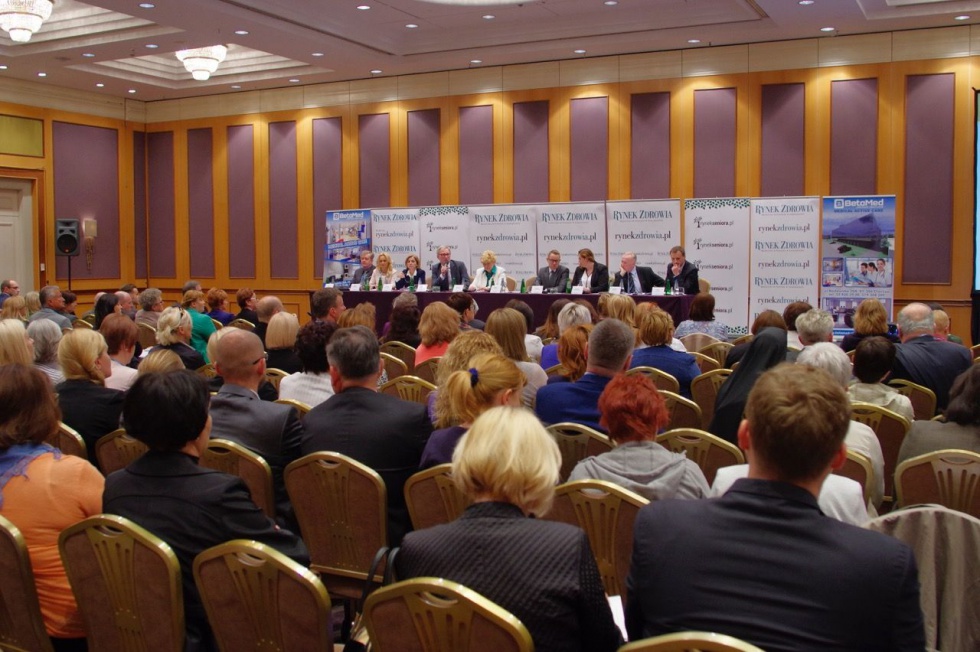 Diagnoza na Forum Rynku Seniora: brak koordynacji, niedostateczne finansowanie