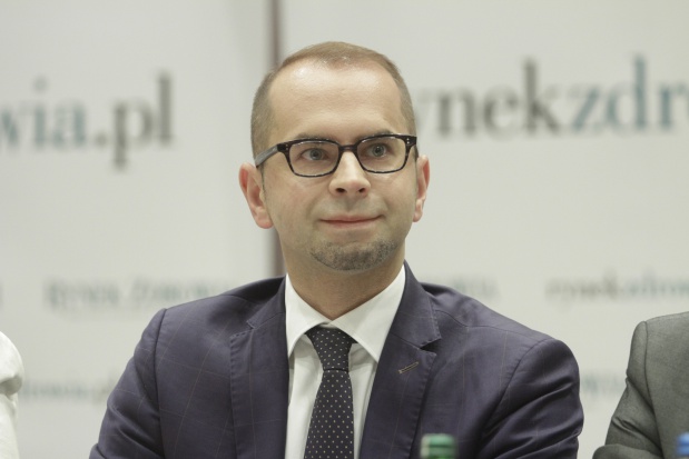 Na zdj. Michał Szczerba (PO), były przewodniczący Sejmowej Komisji Polityki Senioralnej Fot. Paweł Pawłowski PTWP Propozycje PO dla seniorów: m.in. emerytury bez podatku i "czek opiekuńczy"