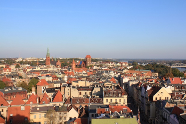 Karta seniora to postulat, który mogą zrealizować władze Torunia. Fot. Tomasz Jakubowski, Flickr.com (CC BY-NC-ND 2.0) Seniorzy z Torunia o swoich potrzebach. Chcą między innymi karty seniora