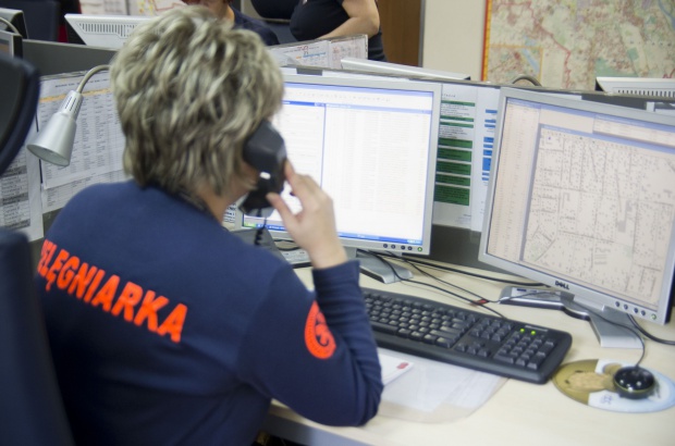 Osoby starsze z Poznania będą mogły poznać system działania ratownictwa medycznego. Fot. Piotr Waniorek, PTWP Poznań: ratownicy i NFZ przeszkolą seniorów. Temat - pomoc medyczna w nagłych wypadkach