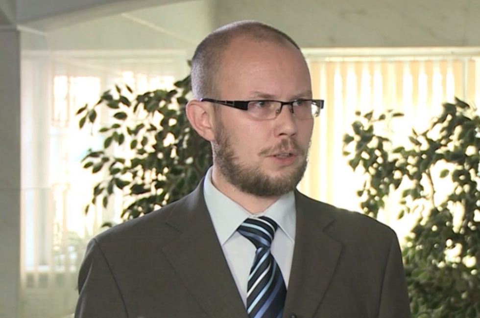 na zdj. Andrzej Szybie, wicedyrektor Departamentu Rent Zagranicznych w Centrali ZUS ZUS wysyła za granicę 42 tys. emerytur. Co roku trzeba potwierdzić prawo do świadczeń