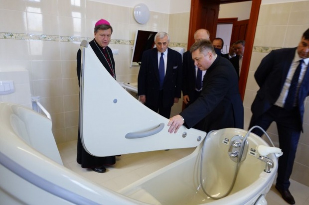 Na zdj. Domu św. Józefa Caritas Archidiecezji Wrocławskiej w Małkowicach Fot. Caritas Dolnośląskie: zakład opiekuńczy Caritas po gruntownej modernizacji