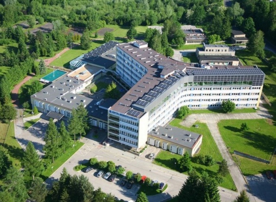Śląskie Centrum Rehabilitacji, Reumatologii działa od ponad 40 lat. Fot. Śląskie Centrum Rehabilitacji, Reumatologii Ustroń: Śląskie Centrum Rehabilitacji, Reumatologii na sprzedaż
