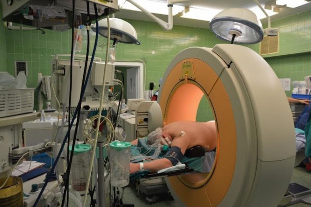 System nawigacji neurochirurgicznej w tarnowskim szpitalu św. Łukasza. Fot. materiały prasowe Tarnów: neuronawigacja za 3 mln zł w szpitalu św. Łukasza