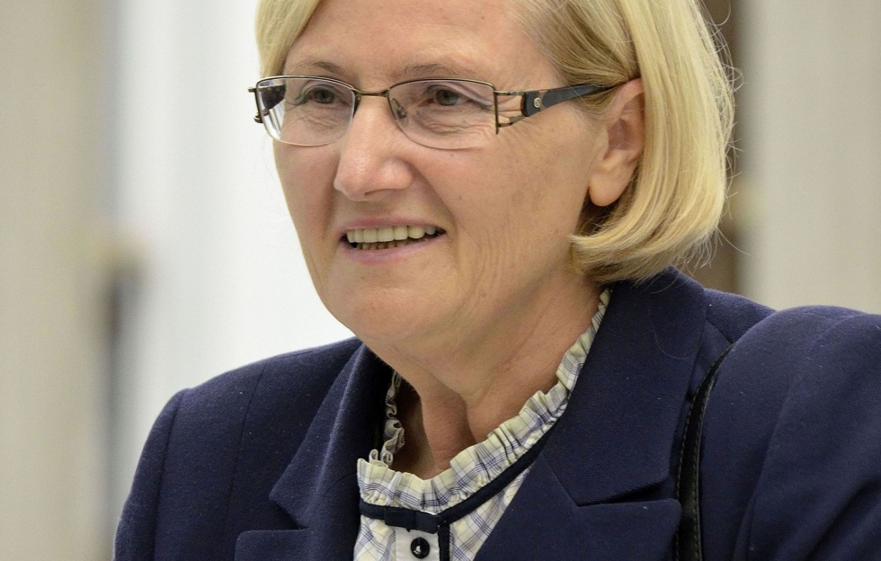 Według prof. Hrynkiewicz opieka dla osób starszych powinna być organizowana głównie w sektorze publicznym. Na zdj. prof. Józefa Hrynkiewicz, przewodnicząca Rady ds. Polityki Senioralnej. Fot. Adrian Grycuk (CC-BY-SA-3.0-PL) Prof. Hrynkiewicz: prywatny sektor opieki okazał się bardzo szkodliwy