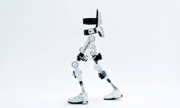 Pierwszy w Polsce robot sterowany wolą. Pomoże pacjentom stanąć na nogi