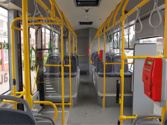 Od początku 2017 r. posiadacze Radomskiej Karty Seniora będą mogli kupić całoroczny bilet autobusowy za 100 zł. Fot. MPK Radom Radom: będzie ulgowy, całoroczny bilet autobusowy dla osób 65+