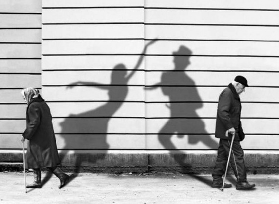 Wśród głosów krytykujących taniec seniorek przed wiceministrem MSWiA pojawiły się także pozytywne komentarze. Fot. Don Merwin/Flickr.com (CC BY 2.0) Dyskusja o tańcu seniorek dla wiceministra: "nie szanujemy osób starszych"