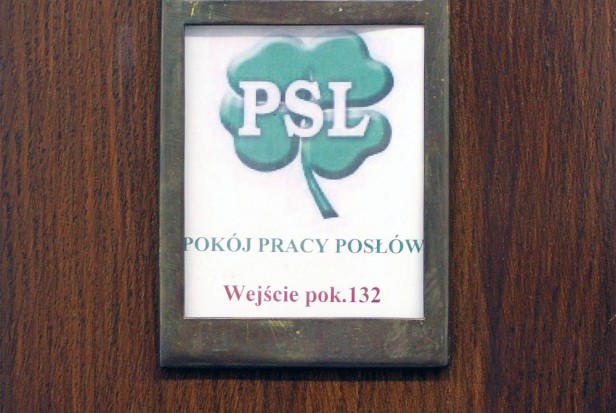 PSL postuluje wprowadzenie świadczenia 500 plus dla emerytów i seniorów. Fot. Lukas Plewnia/Flickr.com (CC BY-SA 2.0) Flagowe projekty PSL na rok 2018: 500 plus dla seniora i strażaka, emerytura bez podatku