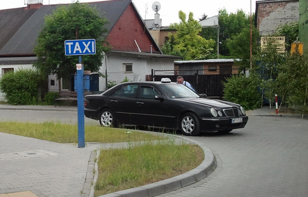 Inowrocław: będą darmowe taksówki dla seniorów